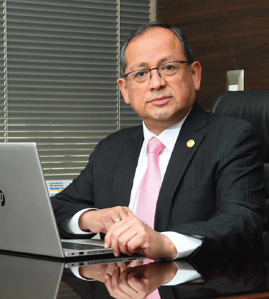 Óscar Falconí P.